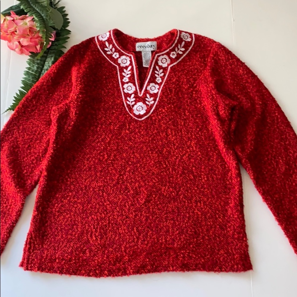 Eccobay Woman Red with White Embroidery V Neckline Sweater size M